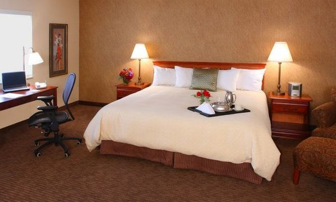Best Western Plus The Normandy Inn & Suites Minneapolis Room photo